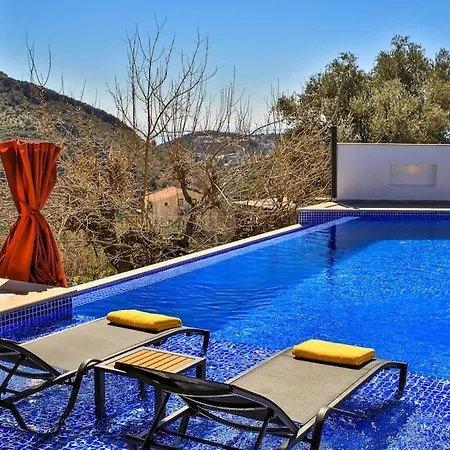 Βίλα Lighthouse Jakuzili Tatil Villasi *