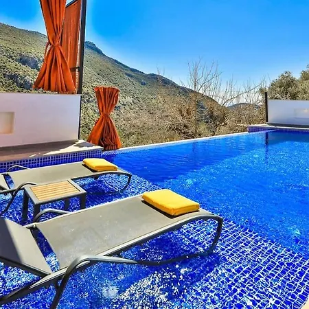 Willa Lighthouse Jakuzili Tatil Villasi
